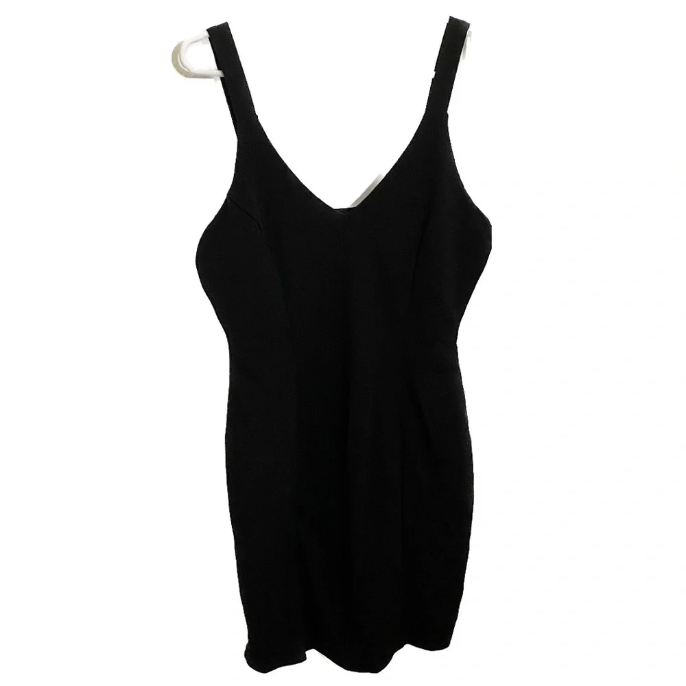 Black Noelia Dress - Fashion Nova - Picture 4 of 8